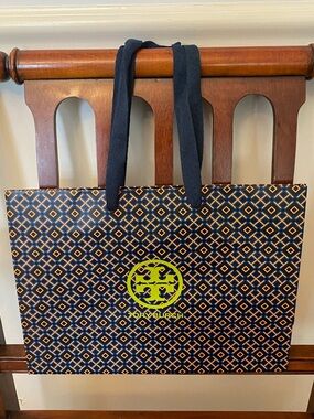 NWOT Tory Burch Navy and Orange Geometric Tote with Lime Logo